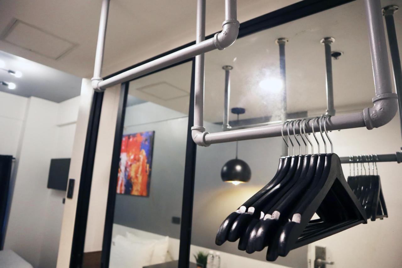 Mystay Hotel Bgc West マカティ エクステリア 写真