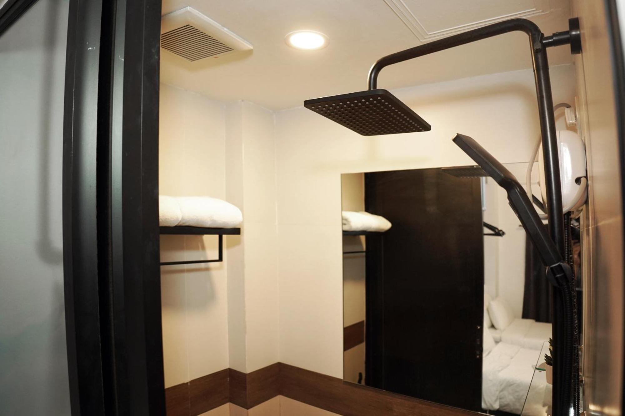 Mystay Hotel Bgc West マカティ エクステリア 写真